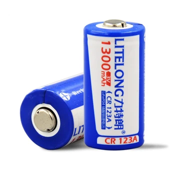 4GAB Augstas ietilpības 1300mAh 3 V CR123A uzlādējams LiFePO4 baterijas 16340 litija akumulators +1gb CR123a lādētāju