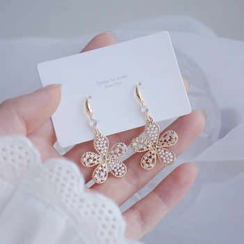 Korejas Modes 14k Nekustamā Zelta Ziedu Auskari Sievietēm Mikro Inkrustēts Zircon Pērle Stud Auskars Kāzu Iesaistīšanās Līgavas Rotaslietas