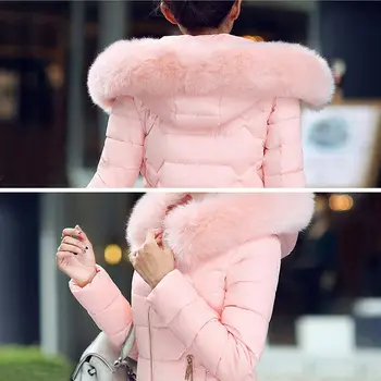 Uz leju mētelis sieviešu slim ziemas jakas sievietēm ir 2021. jaunu kažokādas apkakle kapuci silts sieviešu dūnu jaka virsdrēbes ziemas mētelis sieviešu jaka